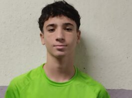 ¡Récord en valencia! Hugo Navarro destrona tres mejores marcas autonómicas en piscina corta