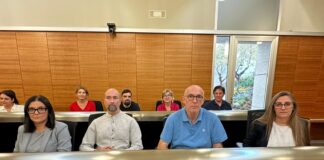 Asun París: “PP y Vox viven en una realidad paralela a la situación real del comercio de San Vicente del Raspeig”