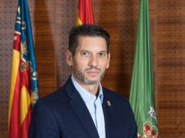 Tribuna de Adrián García, concejal de Seguridad de San Vicente