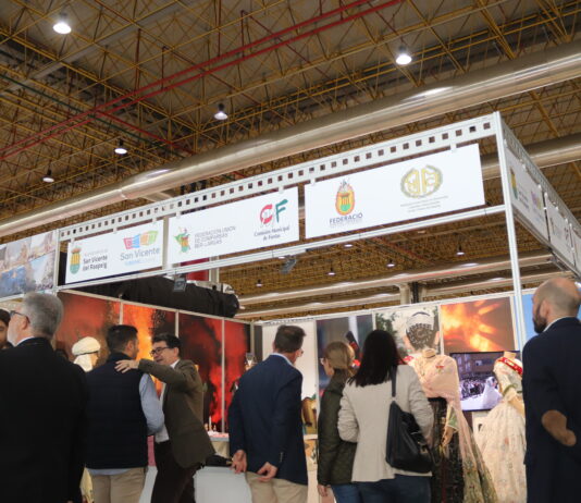 San Vicente del Raspeig vuelve a participar en Expofiesta de la mano de las principales cuatro entidades festeras del municipio