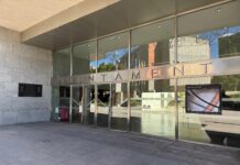 El Ayuntamiento de San Vicente da el primer paso para incorporar en el PGOU una regulación específica para instalaciones fotovoltaicas