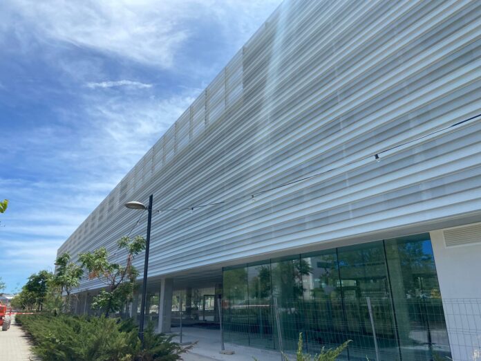 Pabellon Polideportivo exterior