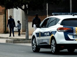 La Policía de San Vicente detiene a seis personas durante el fin de semana por delitos de robo y a un hombre en busca y captura