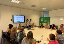 Educación crea un calendario de trabajo con los directores de todos los centros educativos para estrechar relaciones y planificar actividades