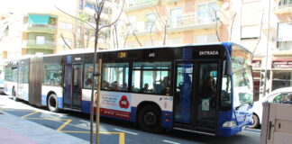 El Ayuntamiento de San Vicente plantea un nuevo proyecto de transporte público dirigido a aumentar las frecuencias y mejorar el servicio