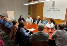 El Ayuntamiento plantea nuevas alternativas para la mejora del transporte público a los representantes vecinales de las partidas