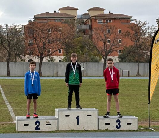 El Club Atletismo San Vicente brilla en Denia