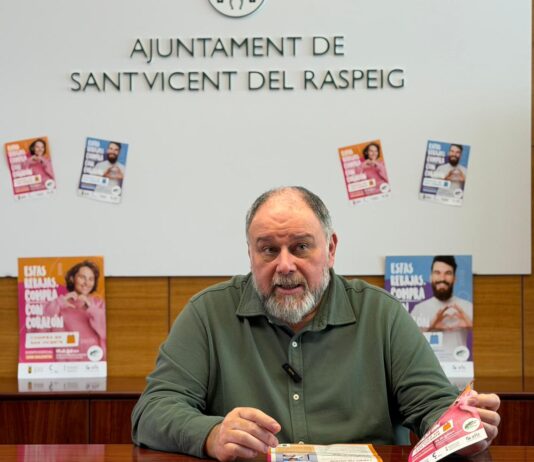 El Ayuntamiento impulsa una nueva campaña para incentivar las compras en los comercios de moda y complementos de San Vicente