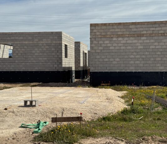 El Ayuntamiento impulsa la mejora del proyecto del albergue municipal de animales y amplía la inversión en cerca de 280.000 euros