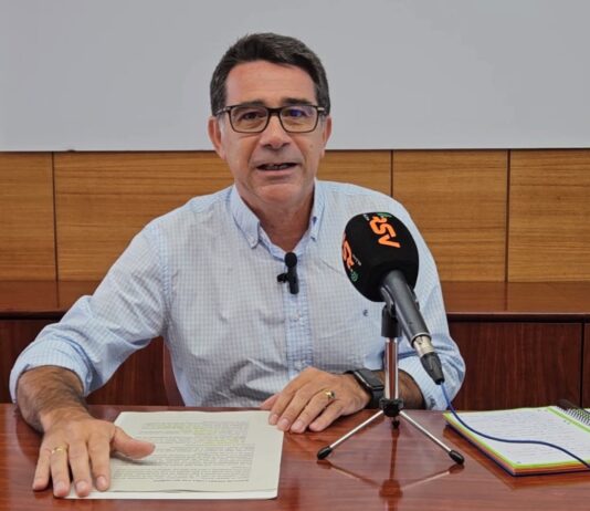 El Ayuntamiento encarga la redacción de los proyectos para un nuevo campo de fútbol y un centro social de atención primaria