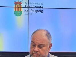 Vicente Pastor, concejal de Comercio, anuncia que ya se ha publicado la convocatoria para las subvenciones para las asociaciones de comerciantes y hosteleros.