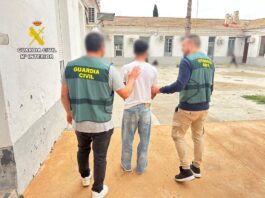 La Guardia Civil detiene a dos hombres por intentar robar en una vivienda y esclarece otros dos hurtos en vehículos