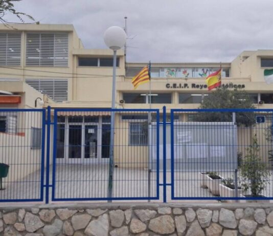 Esquerra Unida advierte que la climatización de los colegios sigue lejos pese al estudio realizado por el Ayuntamiento